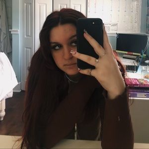 Meet your Posher, Leena